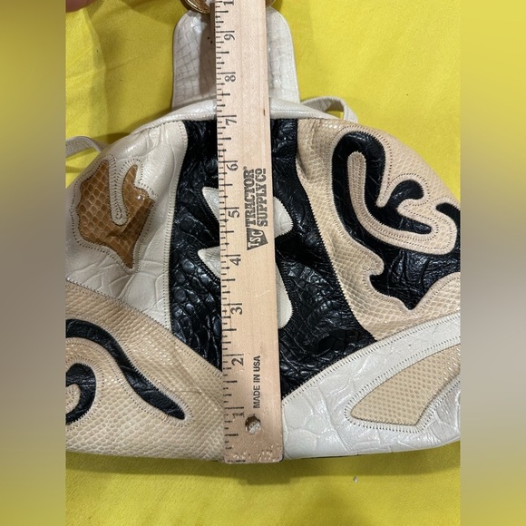 Vintage Sharif Patchwork Leather Shoulder Bag Cream Black Gold Made in USA - Picture 11 of 12